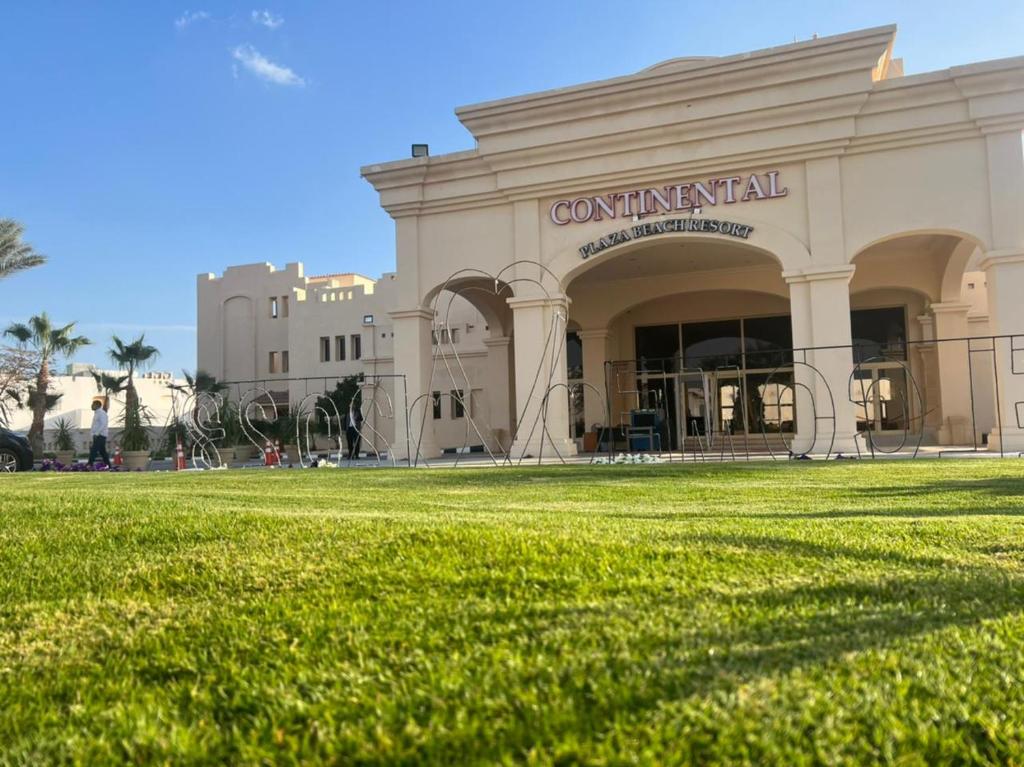 Continental Plaza Beach Resort