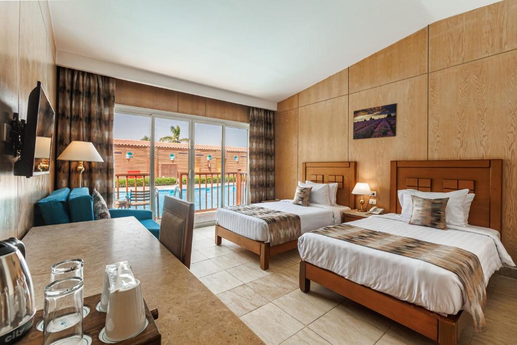 Sunrise Solara Hotel