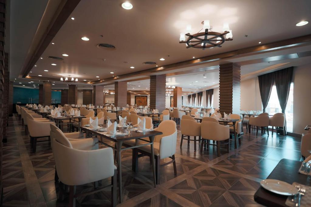 Cancun Sokhna Resort Hotel