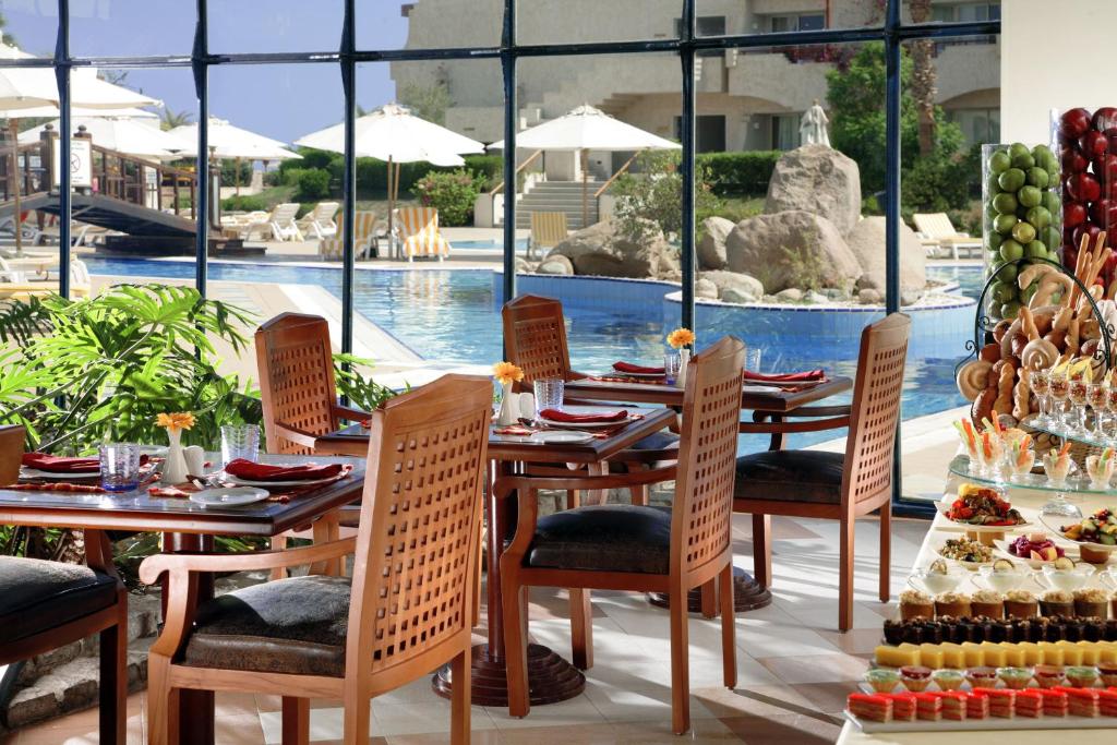 Promenade Beach Resort