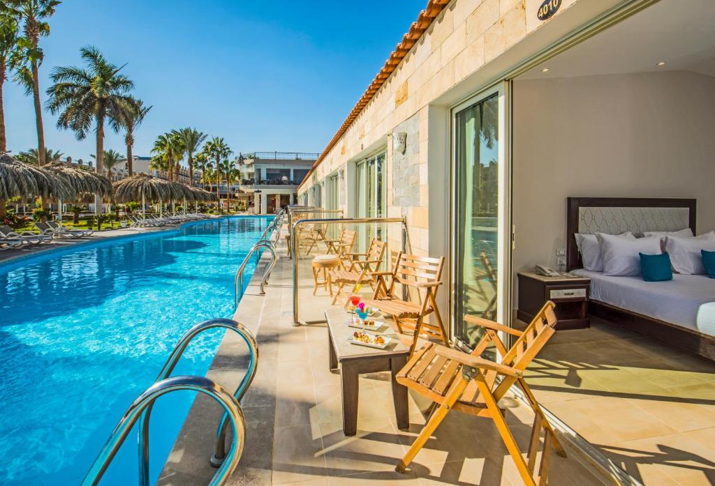 Sunrise Aqua Joy Hotel